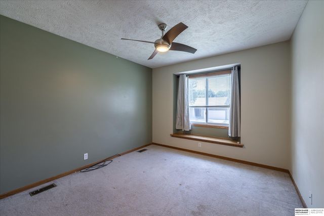 13211 S 35th Avenue, Bellevue, NE 68123