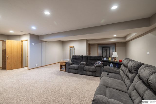 13211 S 35th Avenue, Bellevue, NE 68123