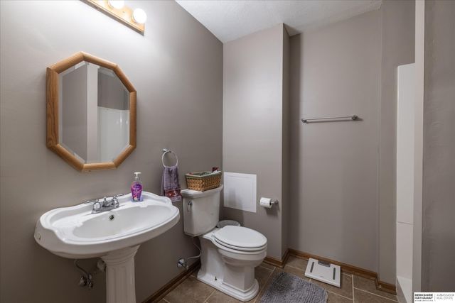13211 S 35th Avenue, Bellevue, NE 68123