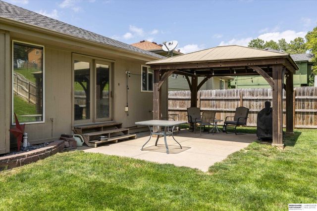 13211 S 35th Avenue, Bellevue, NE 68123