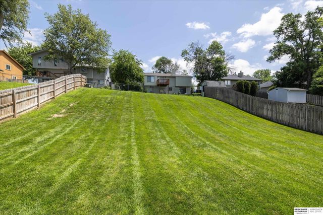 13211 S 35th Avenue, Bellevue, NE 68123
