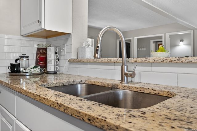 2019 Crooked Creek St, San Antonio, TX 78232