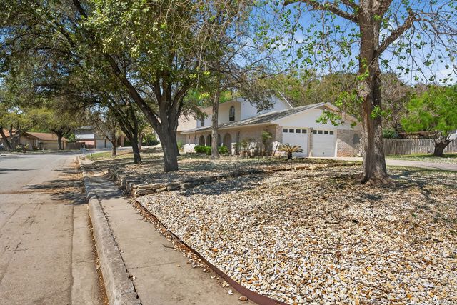 2019 Crooked Creek St, San Antonio, TX 78232