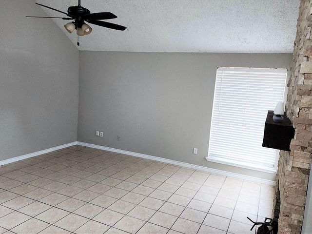 2402 Chestnut Mills Road, Houston, TX 77067