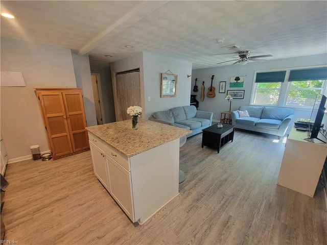 8202 McCloy RD, Norfolk, VA 23505