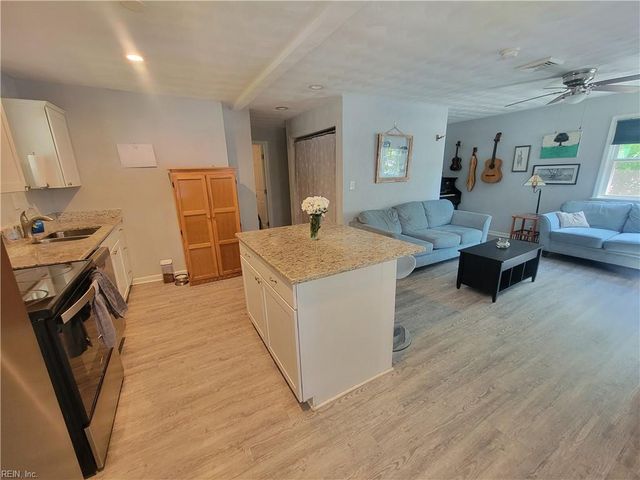 8202 McCloy RD, Norfolk, VA 23505