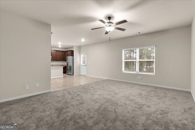 192 Al Jennah Boulevard, Locust Grove, GA 30248