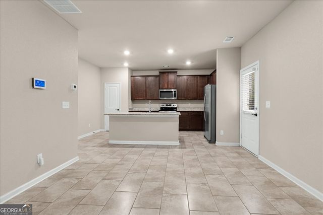 192 Al Jennah Boulevard, Locust Grove, GA 30248