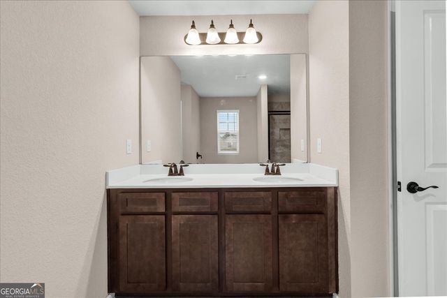 192 Al Jennah Boulevard, Locust Grove, GA 30248