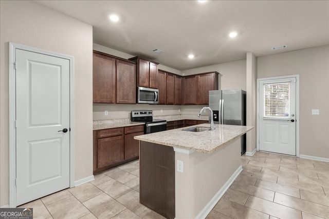 192 Al Jennah Boulevard, Locust Grove, GA 30248