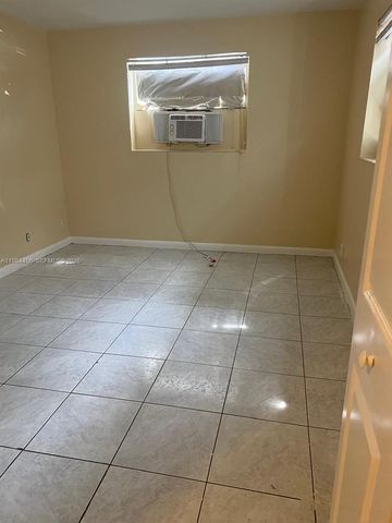 1020 W 2nd St, Riviera Beach, FL 33404