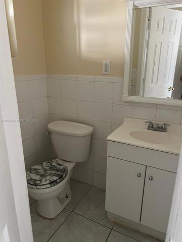 1020 W 2nd St, Riviera Beach, FL 33404