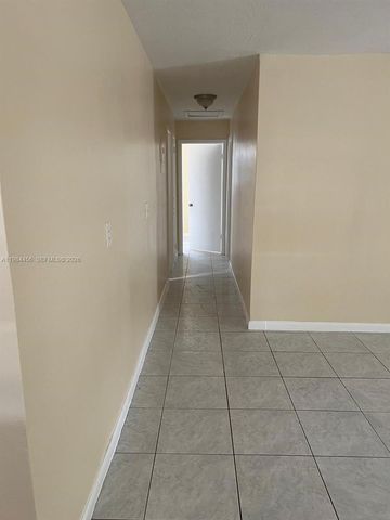 1020 W 2nd St, Riviera Beach, FL 33404