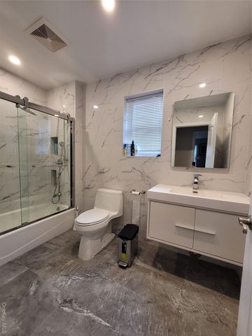 333 Foch Boulevard, Mineola, NY 11501