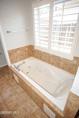 5902 REDSTONE MESA Court, El Paso, TX 79934