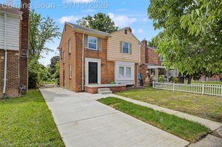 9263 Rosemont St Avenue, Detroit, MI 48228