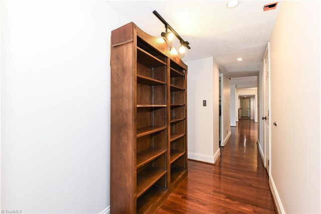 1101 N Elm Street 1406 & 1408, Greensboro, NC 27401