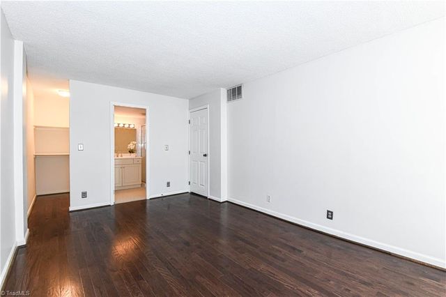 1101 N Elm Street 1406 & 1408, Greensboro, NC 27401