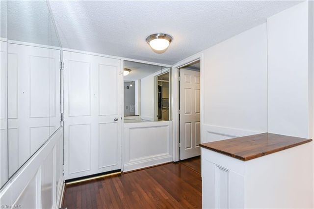 1101 N Elm Street 1406 & 1408, Greensboro, NC 27401