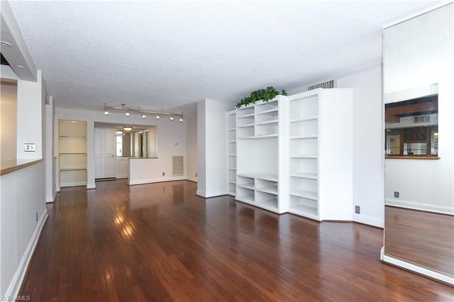 1101 N Elm Street 1406 & 1408, Greensboro, NC 27401