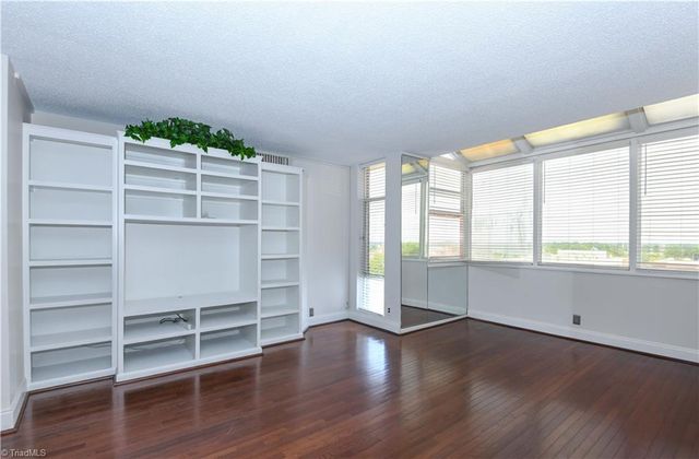 1101 N Elm Street 1406 & 1408, Greensboro, NC 27401