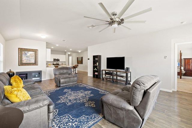 116 Democracy CT, Liberty Hill, TX 78642