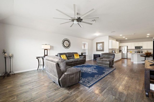 116 Democracy CT, Liberty Hill, TX 78642