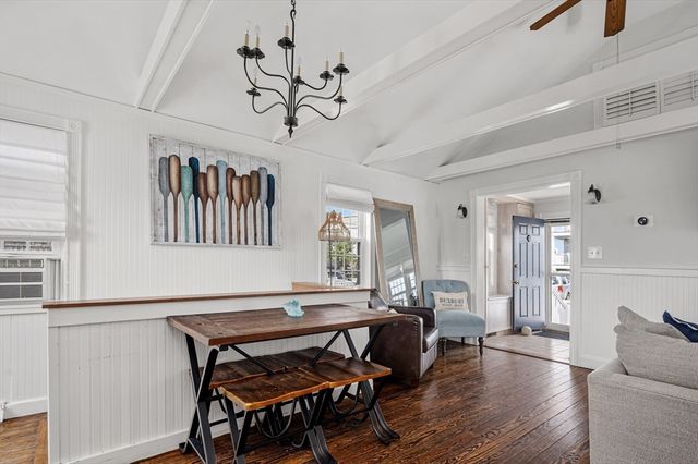 36 Ocean Rd N, Duxbury, MA 02332