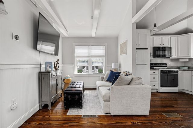 36 Ocean Rd N, Duxbury, MA 02332