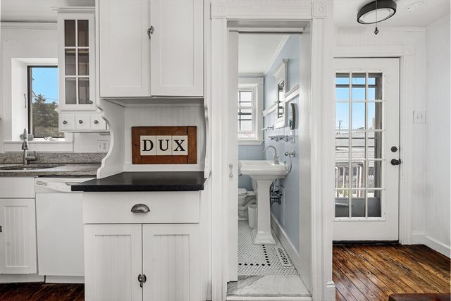 36 Ocean Rd N, Duxbury, MA 02332