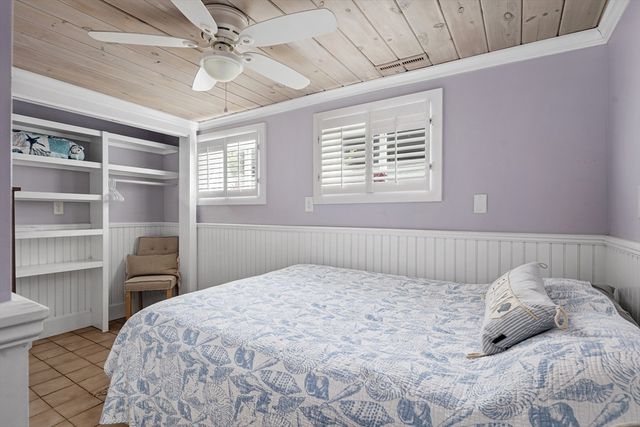 36 Ocean Rd N, Duxbury, MA 02332