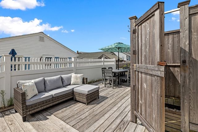 36 Ocean Rd N, Duxbury, MA 02332