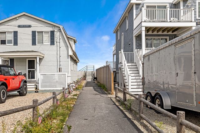 36 Ocean Rd N, Duxbury, MA 02332