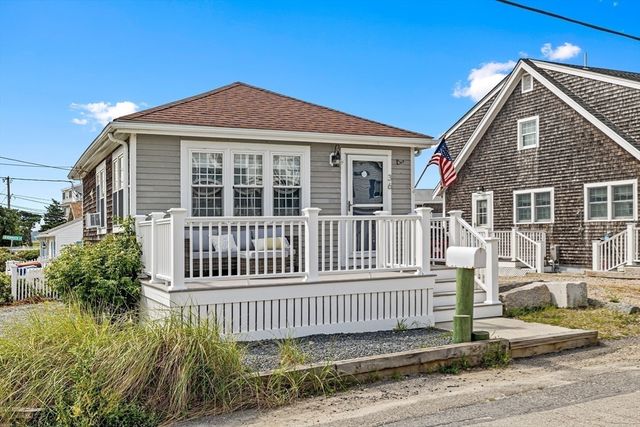 36 Ocean Rd N, Duxbury, MA 02332