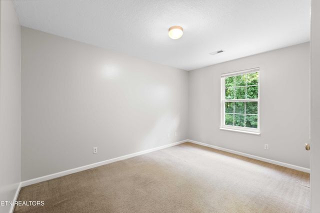1813 Tillery Square Lane, Knoxville, TN 37912