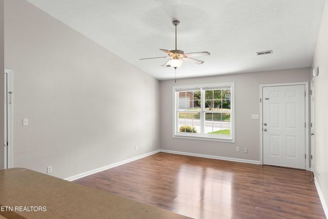 1813 Tillery Square Lane, Knoxville, TN 37912