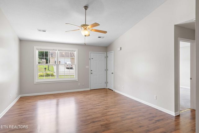 1813 Tillery Square Lane, Knoxville, TN 37912