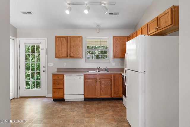 1813 Tillery Square Lane, Knoxville, TN 37912