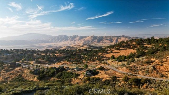 18000 Matterhorn Court, Tehachapi, CA 93561