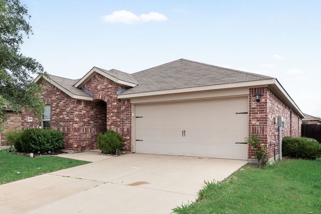 2334 Julia Lane, Forney, TX 75126