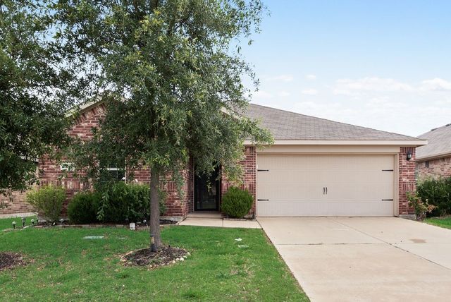 2334 Julia Lane, Forney, TX 75126