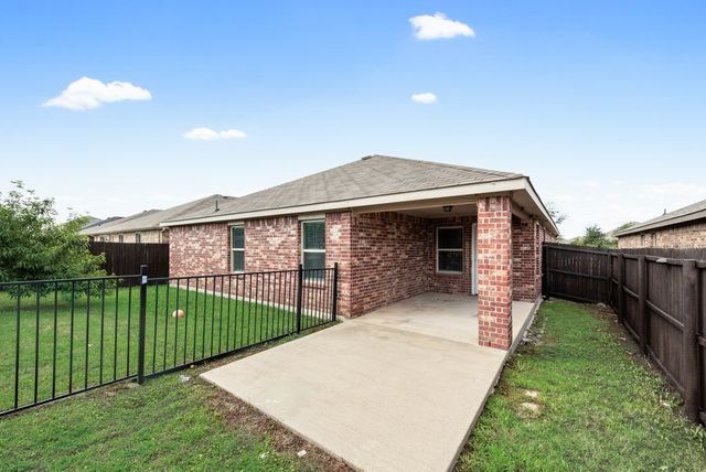 2334 Julia Lane, Forney, TX 75126