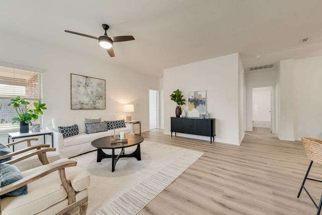2334 Julia Lane, Forney, TX 75126