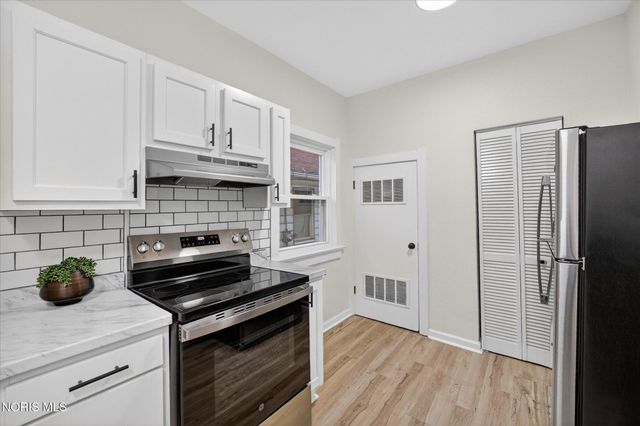 358 Spring Grove Avenue, Toledo, OH 43605