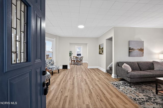 358 Spring Grove Avenue, Toledo, OH 43605