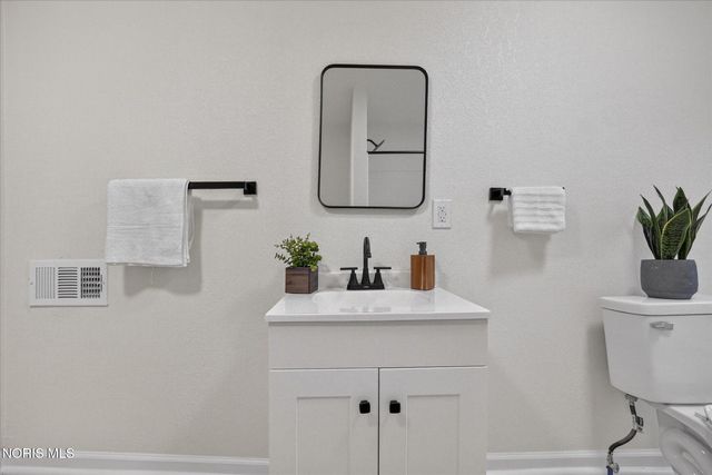 358 Spring Grove Avenue, Toledo, OH 43605