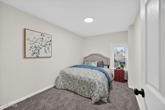 358 Spring Grove Avenue, Toledo, OH 43605