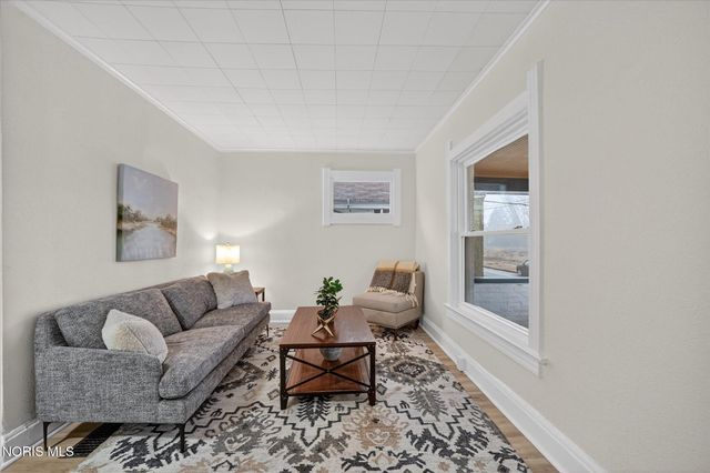 358 Spring Grove Avenue, Toledo, OH 43605