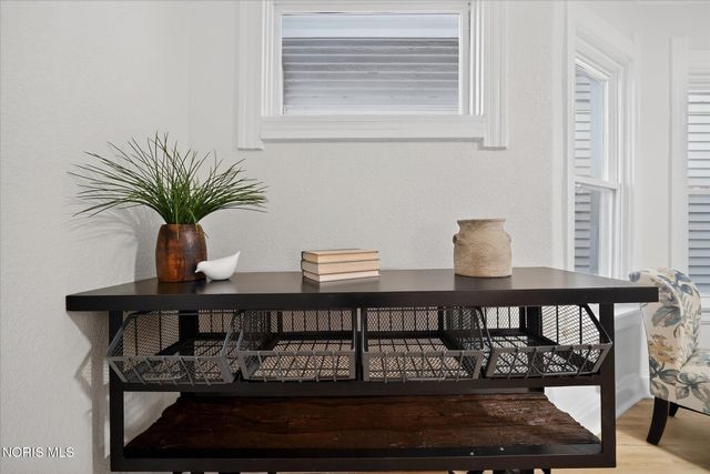 358 Spring Grove Avenue, Toledo, OH 43605