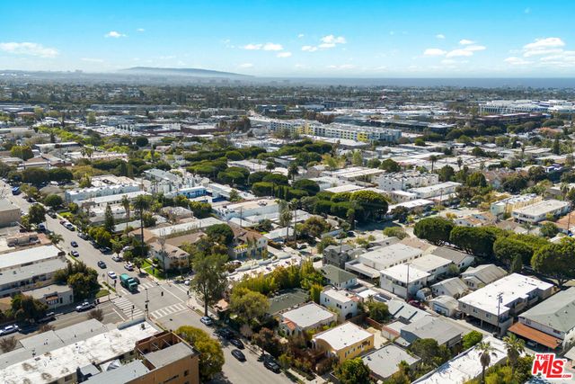 1453 Centinela Avenue, Santa Monica, CA 90404